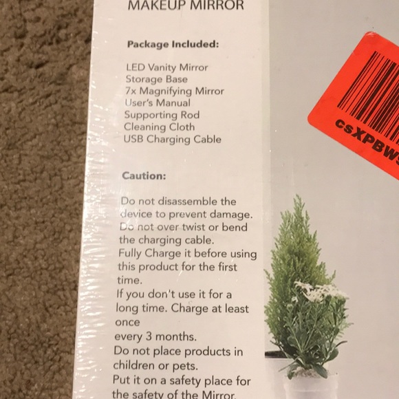 Lighted Mirror 7X Magnifying Tricolor Rechargeable - Picture 8 of 8